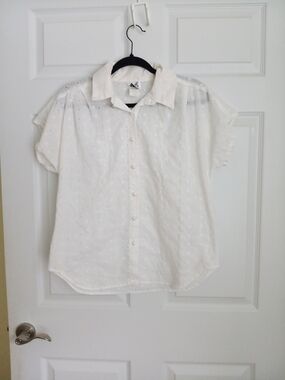 Vintage Tap & Co. White Eyelet Lace Button Up Blouse Size Medium